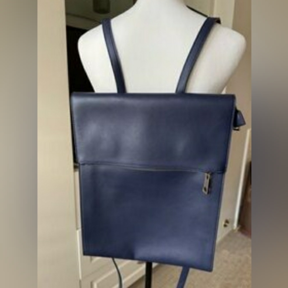 Elegant Navy Leather SummerandRose, New, never used, Women's